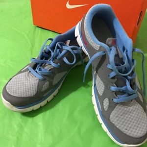 Women’s Nike shoes